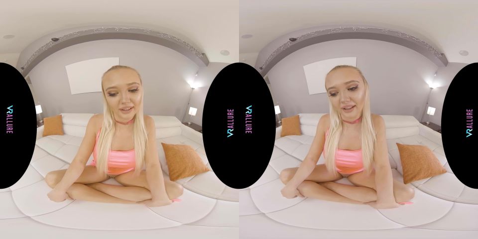 Pretty In Pink - Paisley Porter - virtual reality - 3d porn 