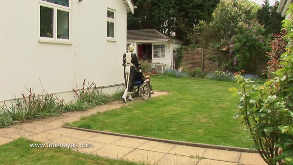 Kumi Medical Latex &amp;Amp; Garden Therapy.