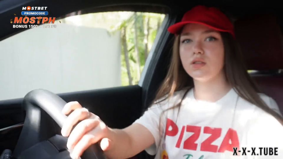  Deluxe Girl  Valeria Sladkih Fucked A Pizza Delivery Girl For Being Late Got A Tip With A Powerful Creampie In Her Pussy  Pale Skin