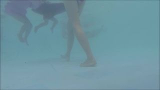 Voyeur Under the water in the swimming pool - pcolle YMUW-1007,  on voyeur 