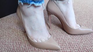 Louboutin Pigalle Follies Shoejob – Shiny Shoejobs(Feet porn)