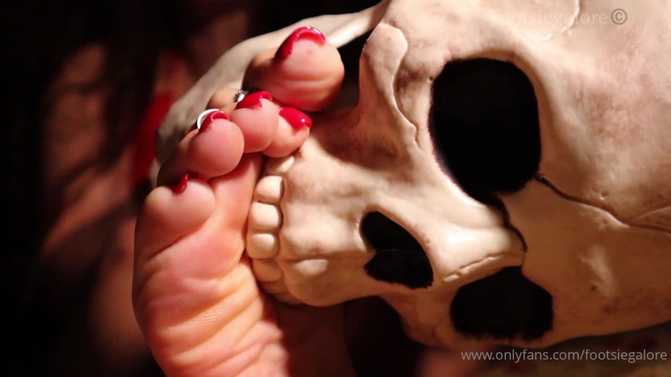 porn clip 36 footsiegalore 31-10-2020-148143619-Happy Halloween Footsie Manor freaky fun Soul sna | fetish | fetish porn opulent fetish