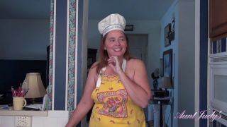 [AuntJudys] Cooking With Auntie Natasha [11.01.20] [1080p]