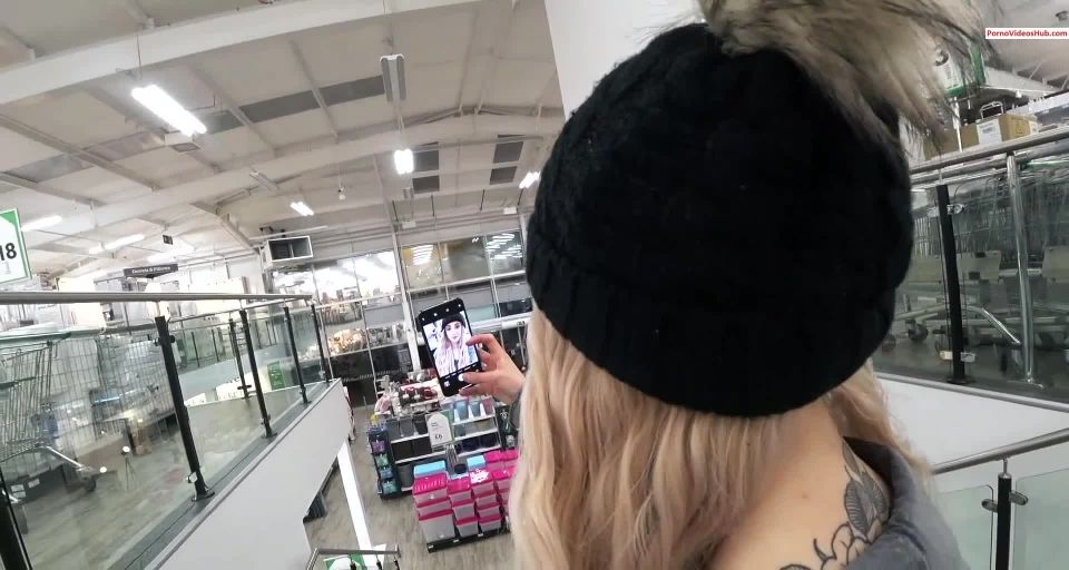 online adult video 11 PUBLIC FACIAL on teen 