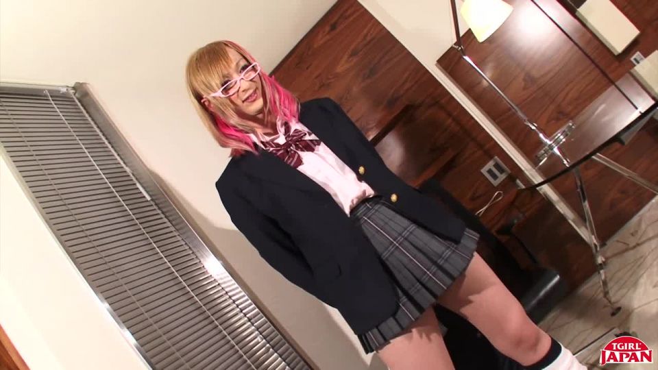 Straight A  Stroker Miu shemale Miu Momoka