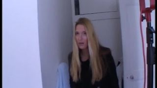 Chubby blond debutante casting in video, dildo, blowjob and fist-fucking casting Manon