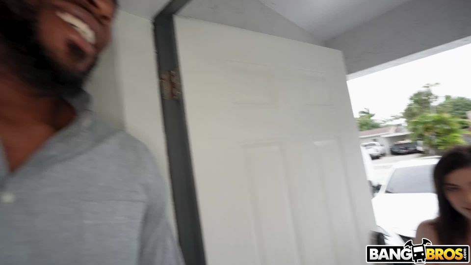 Video Nicole Rae : A Huge Cock For Nicole 1080p FullHD