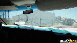  teen Izzy Rae BangBus – Izzy Rae: 18 Year Old Size Queen