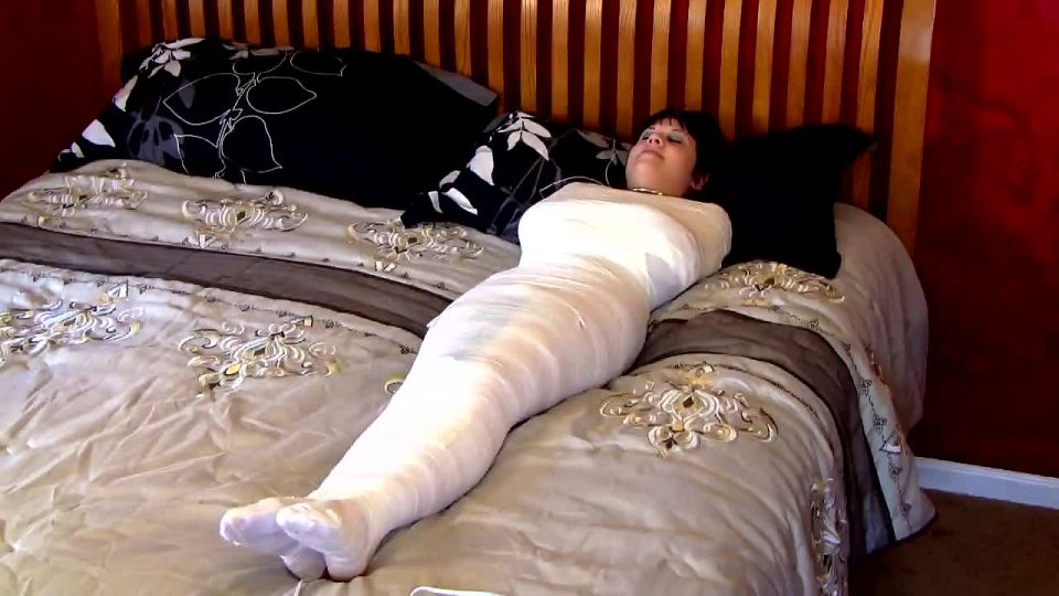online xxx clip 12 Bondage Junkies – Viorica vs. The Revenge Mummy, leg cast fetish on femdom porn 