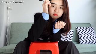 [tickle.porn] aapary - Tie Up Qiqis Feet and Tickle Her keep2share k2s video