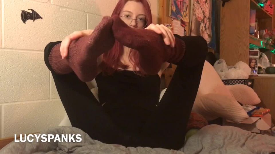 online video 38 penis shrinking fetish masturbation porn | LucySpanks – My First Foot Worship Vid | jerkoff encouragement