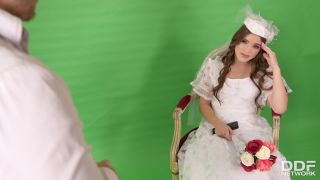 Hands On Hardcore/DDFNetwork - Evelina Darling - Bride Rides Photographer S Big Dick - Small tits