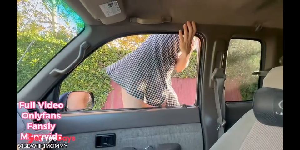Jewish Milf Picks Up Random Guy for Sex at the Beach and Fucked by Stranger i...