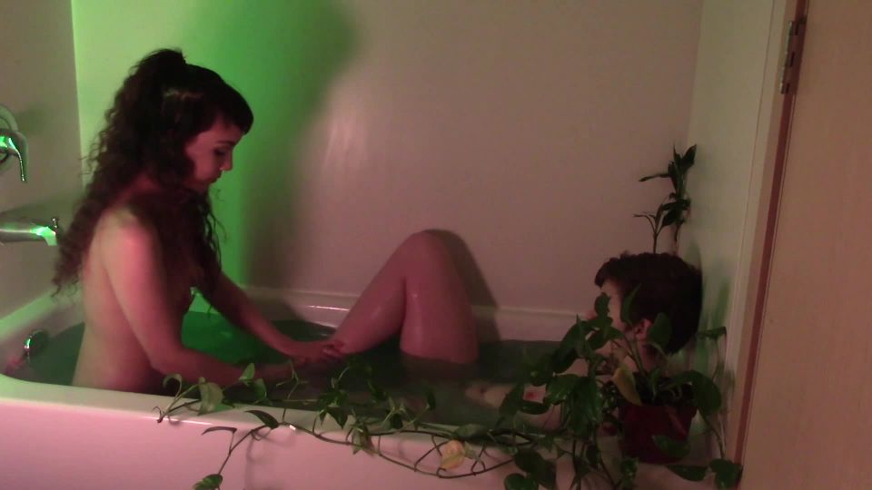 xxx video clip 16 bollywood foot fetish feet porn | Luscious Lesbian Foot Sucking Bath – Shycloudfractals - shycloudfractals - fetish porn kami tora femdom | bathtub-fetish