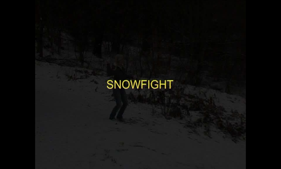 Spanking 9531-Molly - Snowfight