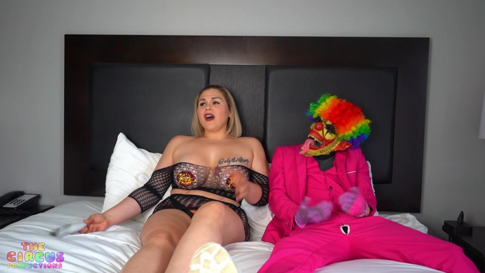 adult video clip 40 GIbbyTheClown Meet The Incredibles Xxx  - gibby the clown - big ass porn ftv hardcore