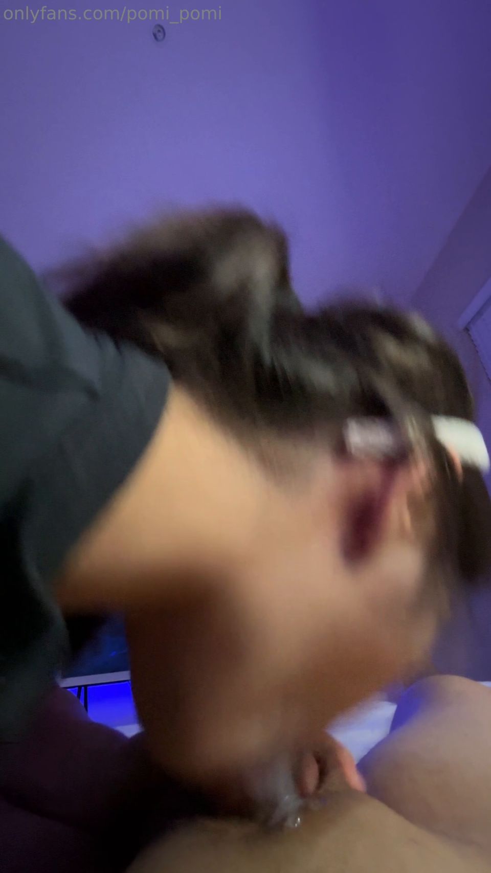 Asiática adolescente PomiPomi SD sopla polla grande uniforme golondrinas Cum