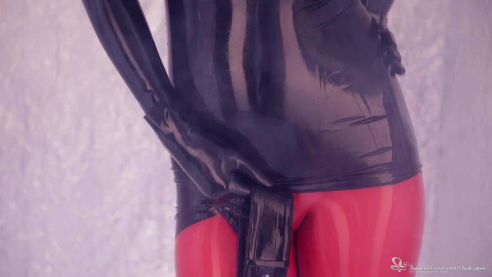 Susan Wayland – Latex Fetish Galaxy