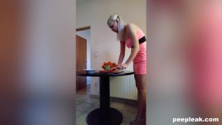 xxx clip 48 planet femdom solo female | Peep Leak - Cute Amateur Babe Masturbates With A Carrot | hd videos