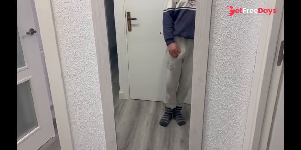 Es mi espejo de la casa preferido, tengo que correrme en l