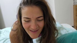 KinkyHabibi Primer video BJ con mi verdadero STEPSISTER!