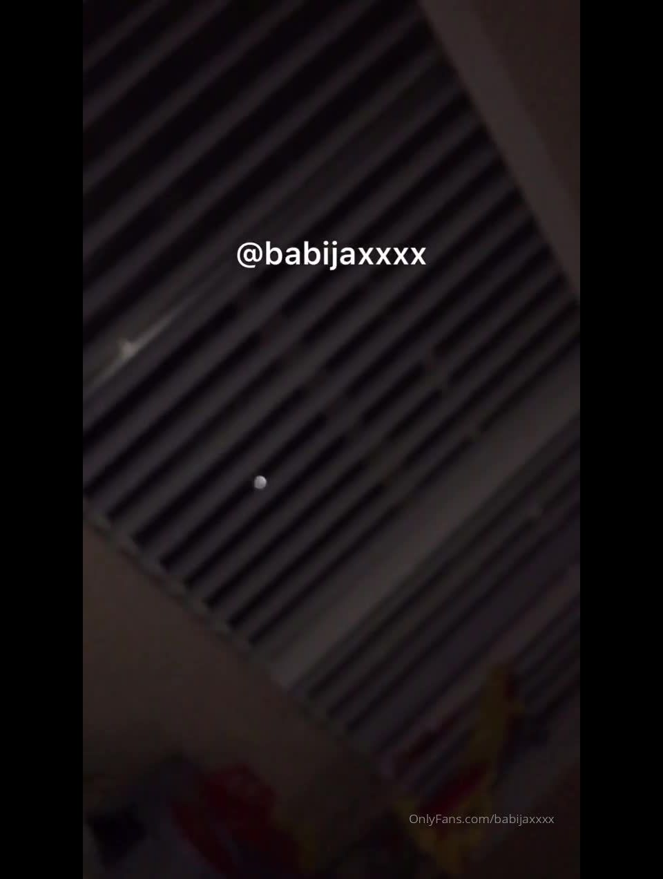 Fluffy Kitty - babijaxxxx () Babijaxxxx - fucking my super horny cunt on my friends bed with the blinds open while someone smokes ou 27-01-2020