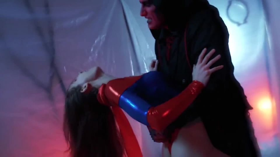 online xxx clip 43 Movie title Superheoine bearhug compilation - k2s.tv on fetish porn leg cast fetish porn