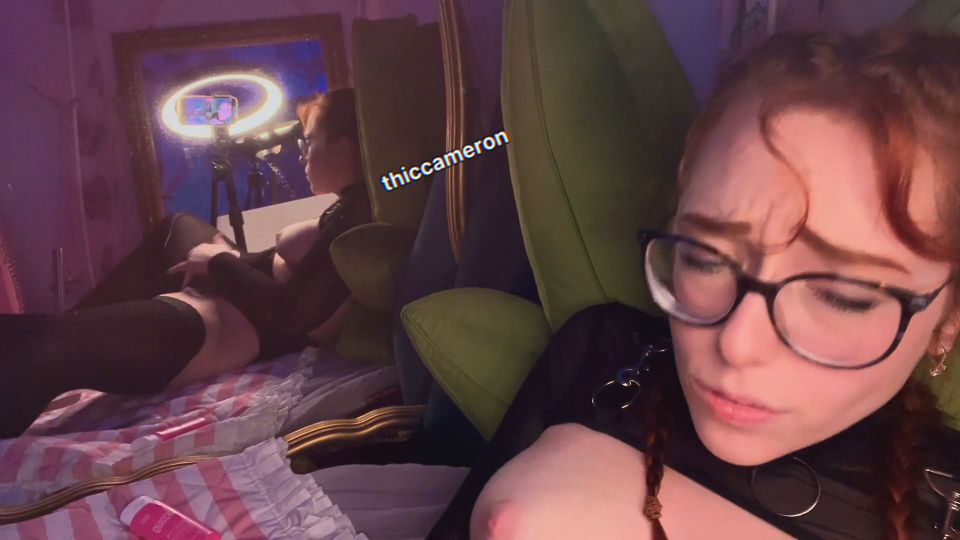 6264 Pretty Redhead Has Orgasm While Being Fucked By Machine