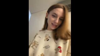 PetitePOV - Geisha Kyd - Buena chica se fue mal Mamada Geisha Kyd