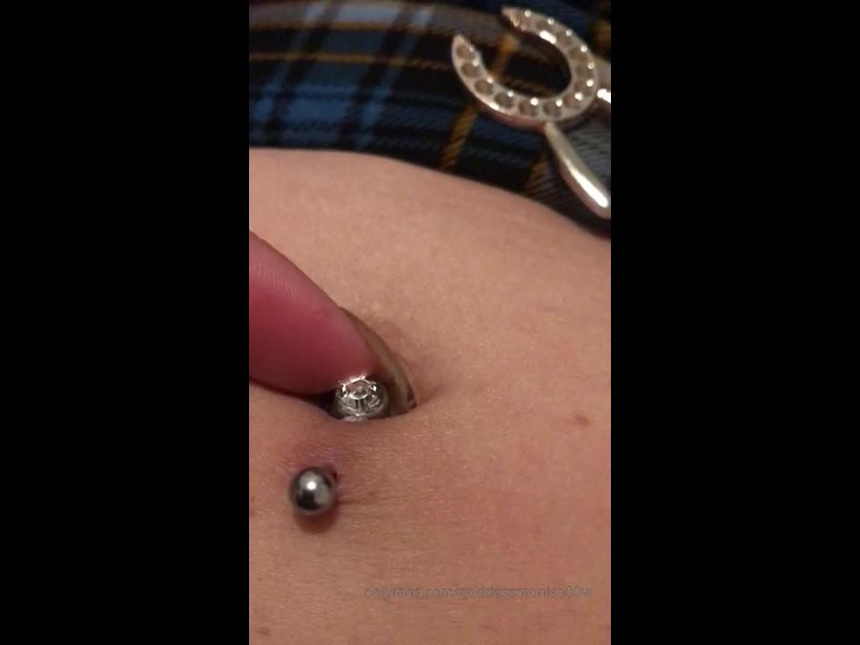 Onlyfans - Goddess monica - goddessmonica00w - goddessmonicawBelly button fetish - 16-04-2019