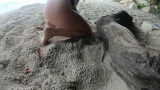 Got Caught Fucking On Gorgeous Greek Beach 1080p