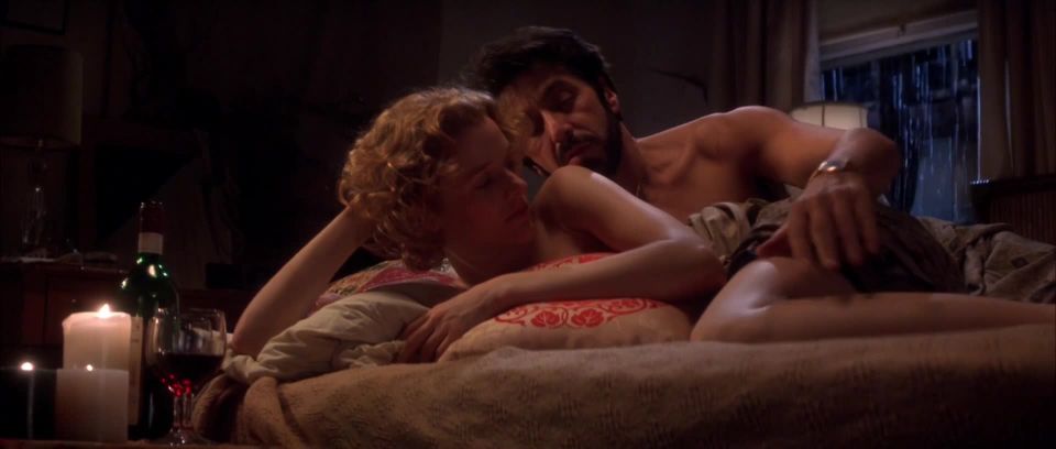 Penelope Ann Miller Nude - Carlito's Way 1993 HD