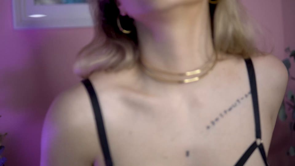 La raza Alexa - Cuck's Ritual Suck Serve Aseada Aseada Limpiar - FullHD 1080P