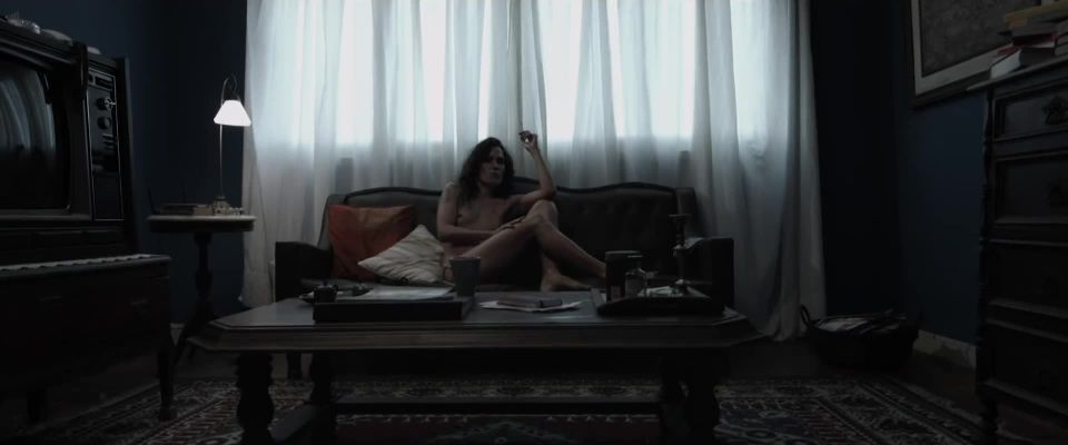 Joana Gatis, Clebia Sousa - Room for Rent 2016 HD