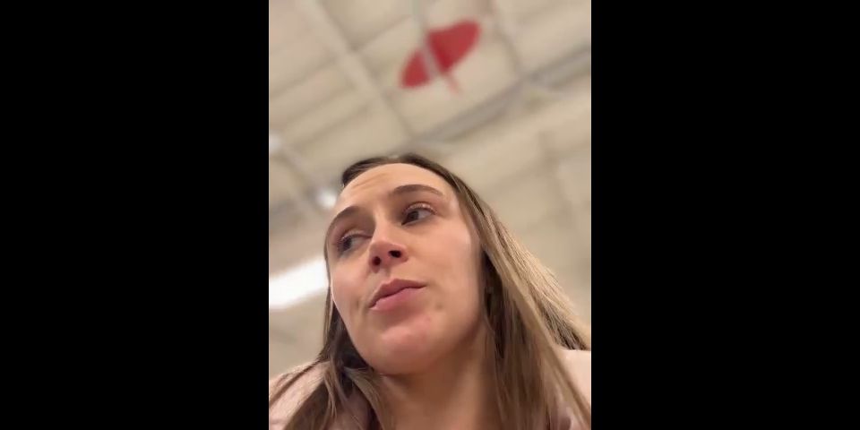 Dahliagoth Teases With Her Busty Bouncing Knockers In Amateur Video  fetish