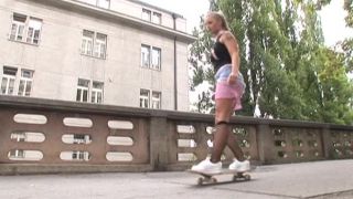 Liliane Tiger, Roxy Jezel, Vanda Vitus – (Hustler Video) – ProfessiAnals 9, 3on3, 400p, 2005 | stockings | blonde