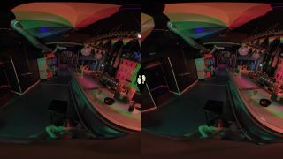 Después de la fiesta – Cindy Shine 4K