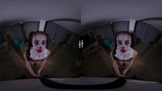 Ara Mix - Spooky Surprise - Darkroomvr (UltraHD 2K 2023) New Porn