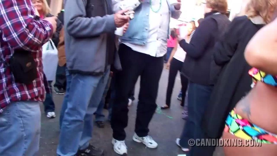 CandidKing 528