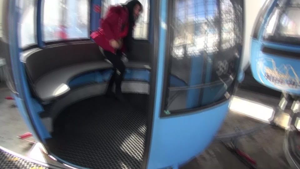 PUBLIC EXTREME ANAL FUCK IN THE GONDOLA blowjob Alexandra Wett