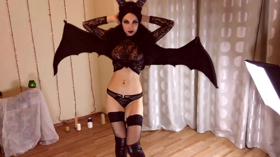 ManyVids presents Hecilior in 18 Succubus Ride On Dildo on teen 