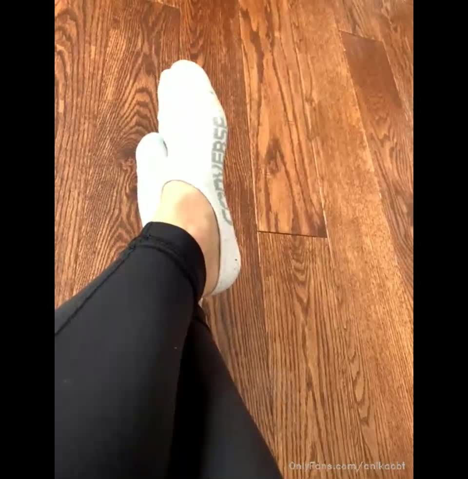 online porn video 1 amateur 38e Onlyfans - Goddess Anika - anikacbt - anikacbtI was live in my bedroom showing you my beautiful feet but you were not here - 19-09-2020, siterip on amateur porn