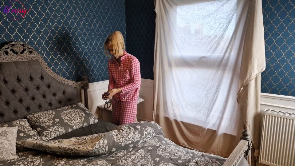 [GetFreeDays.com] Intruder tells me to strip and cuff myself bdsm escorts