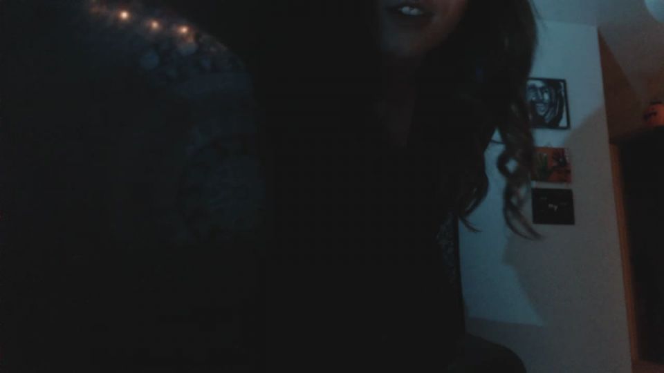 Online porn clip 39 DemonGoddessJ – Señalando el Pindick Perdedor, lápiz labial fetiche en el fetiche porno