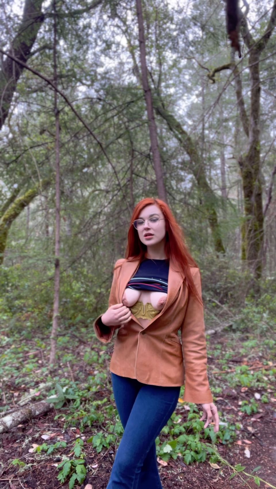 OLIVE WOOD - Some Tits And A Cigarette.