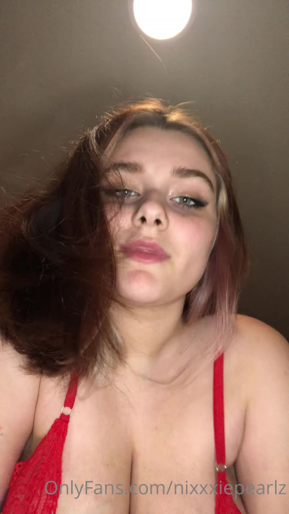 onlyfans - nixxxie (Video pack) cc13eee4-a7b1-429e-936f-55b6aa7c27b5