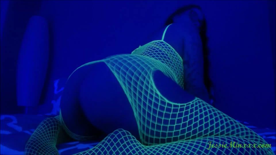 [Manyvids] Jessie Minx – Blacklight Booty Bounce – Fullhd 1080P Milf!