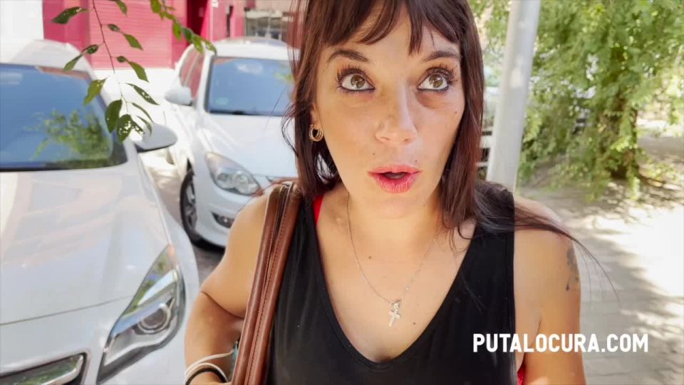 Sheyla – street casting – pillada en la calle (2021)