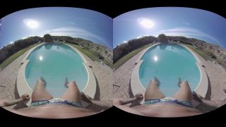 Swimming Pool – Gala Brown(Virtual Reality)