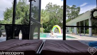 Dani Daniels Twerking and Fingering Hairy Cunt in a Hotel Video Dani Daniels  twerking
